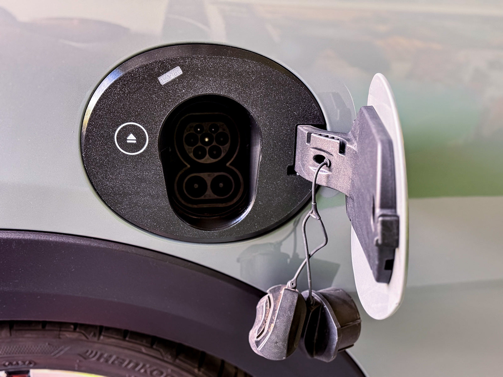 Mini Cooper SE EV Charge Port Cover