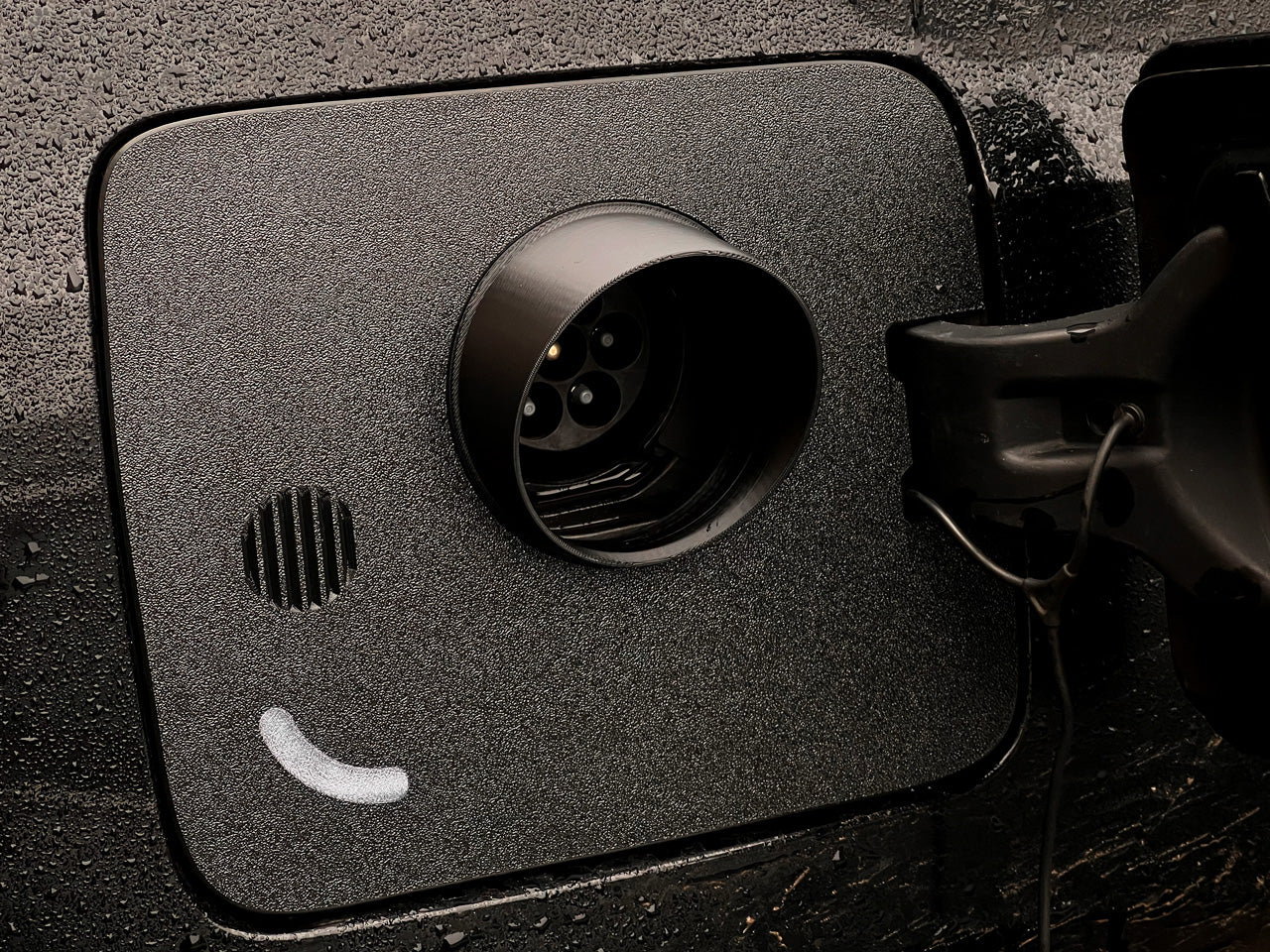 BMW i3 EV Charge Port Cover