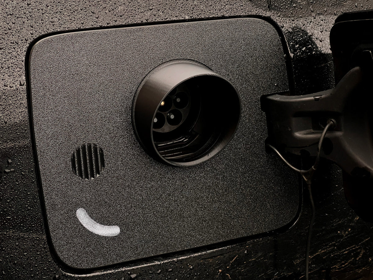 BMW i3 EV Charge Port Cover