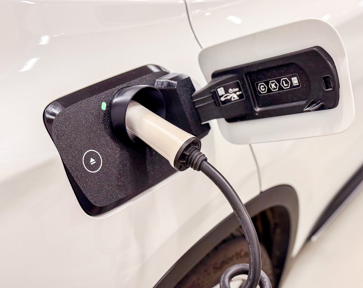 BMW iX3 Up to 2025 Without Button EV Charge Port Cover - view 2