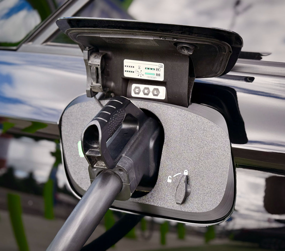 Volkswagen ID.7 EV Charge Port Cover - view 2