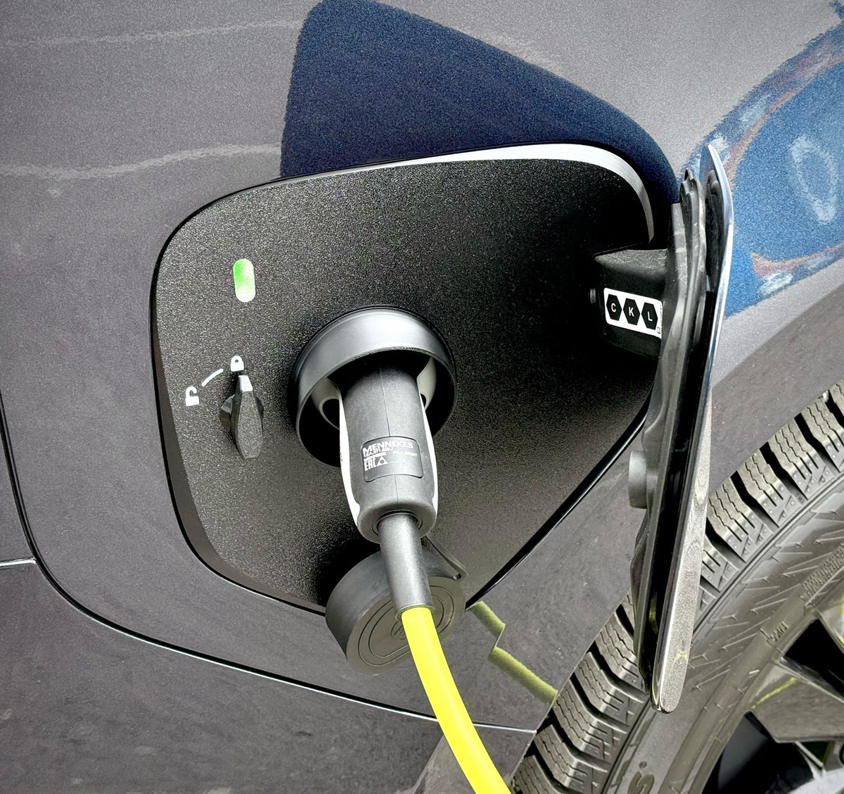 Volkswagen ID.Buzz EV Charge Port Cover - view 2