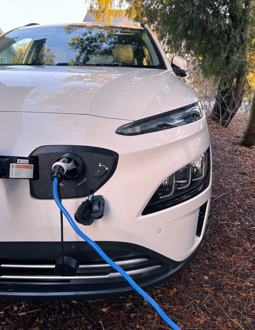 Hyundai Kona 2021-2023 EV Charge Port Cover - view 3