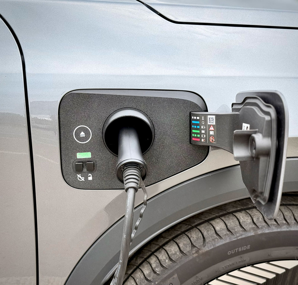 Mitsubishi Eclipse Cross EV Charge Port Cover - view 2