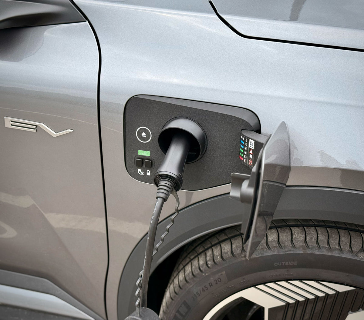 Mitsubishi Eclipse Cross EV Charge Port Cover - view 4