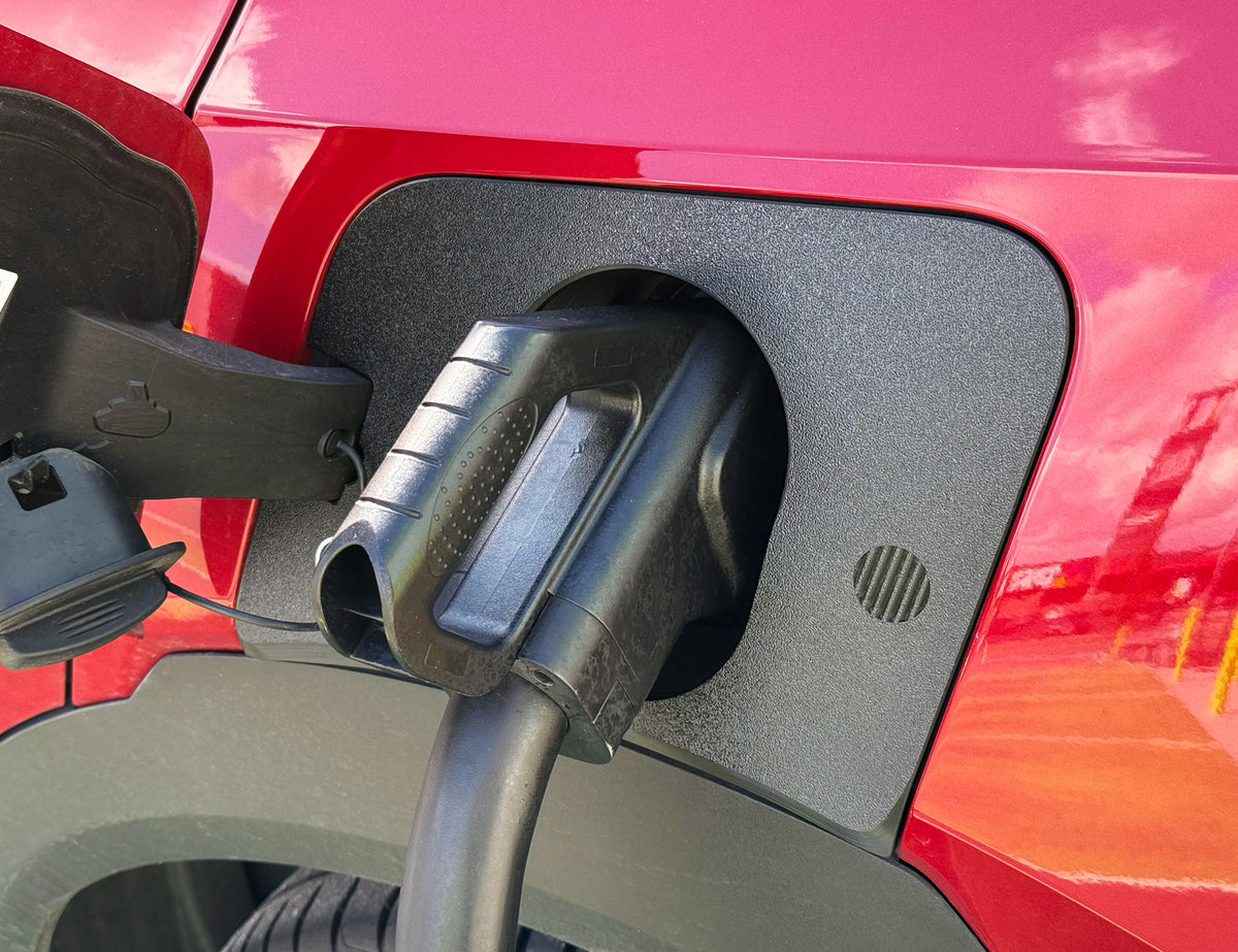 Opel Mokka-e EV Charge Port Cover - view 2